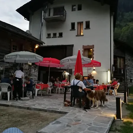 Hotel La Cascata Augio